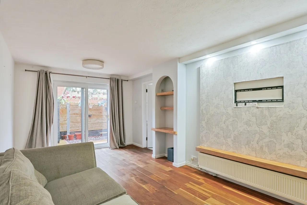 Taverner Close, Poole, BH15, photo 4