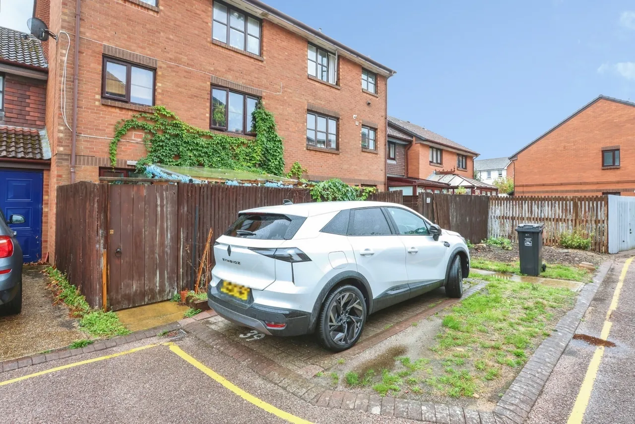 Taverner Close, Poole, BH15, photo 16
