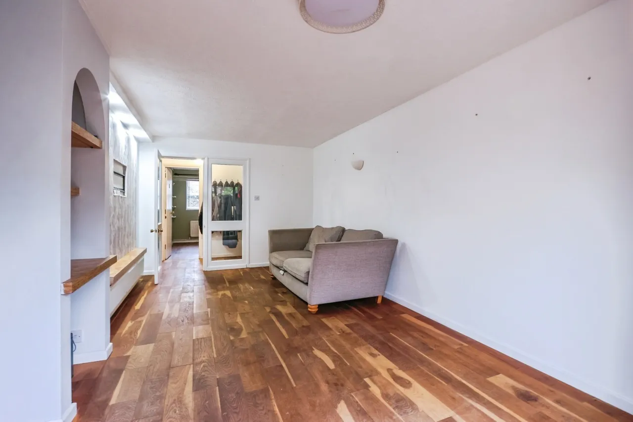 Taverner Close, Poole, BH15, photo 6