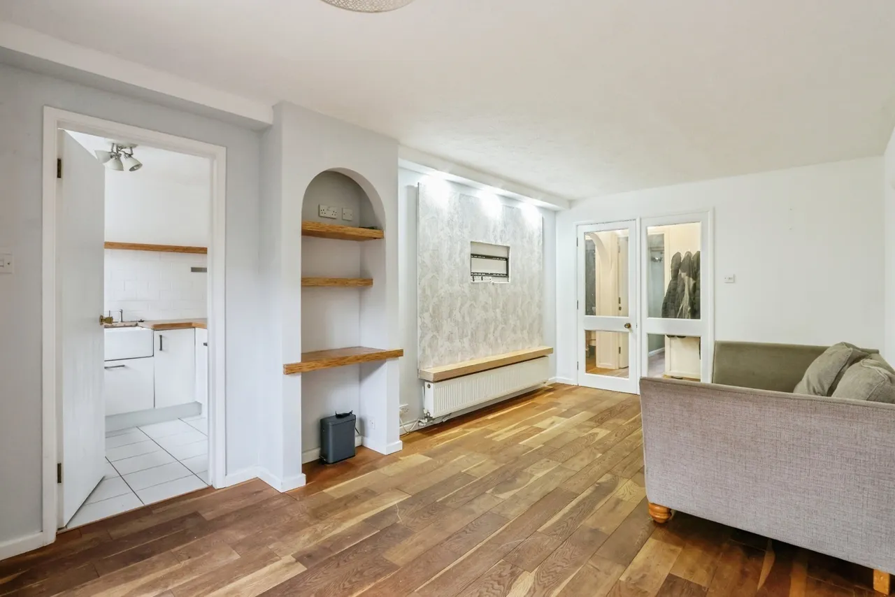 Taverner Close, Poole, BH15, photo 5