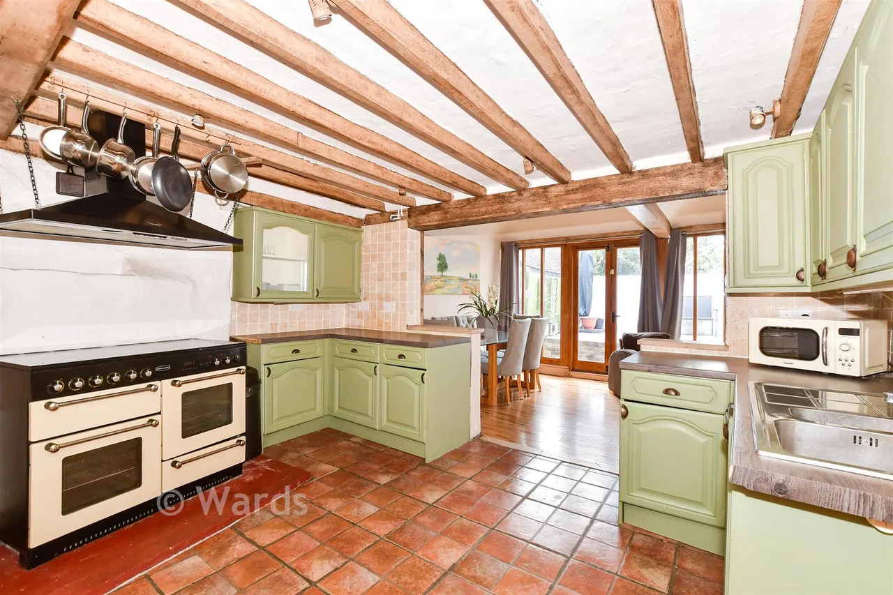 High Street, Staplehurst, TN12, photo 2