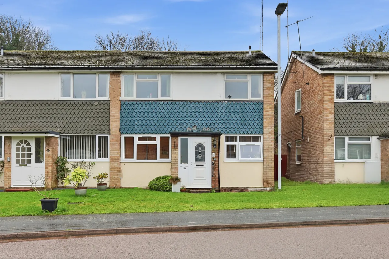 2 bed flat for sale — Sycamore Drive, Park Street, St. Albans