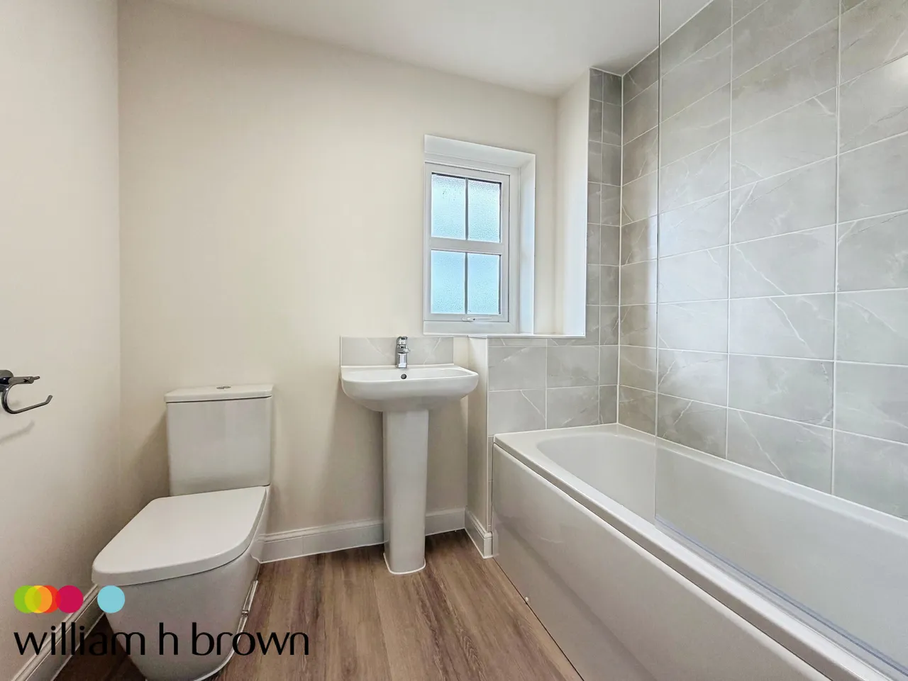 Oxeye Daisy Drive, IPSWICH, photo 10
