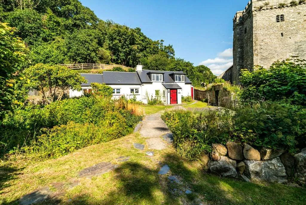 Nevern, Newport, Pembrokeshire, SA42 0NF, photo 4