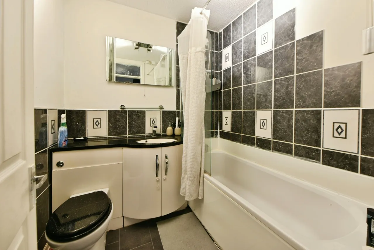 Havenscroft Avenue, Eccles, Manchester, Greater Manchester, M30, photo 11