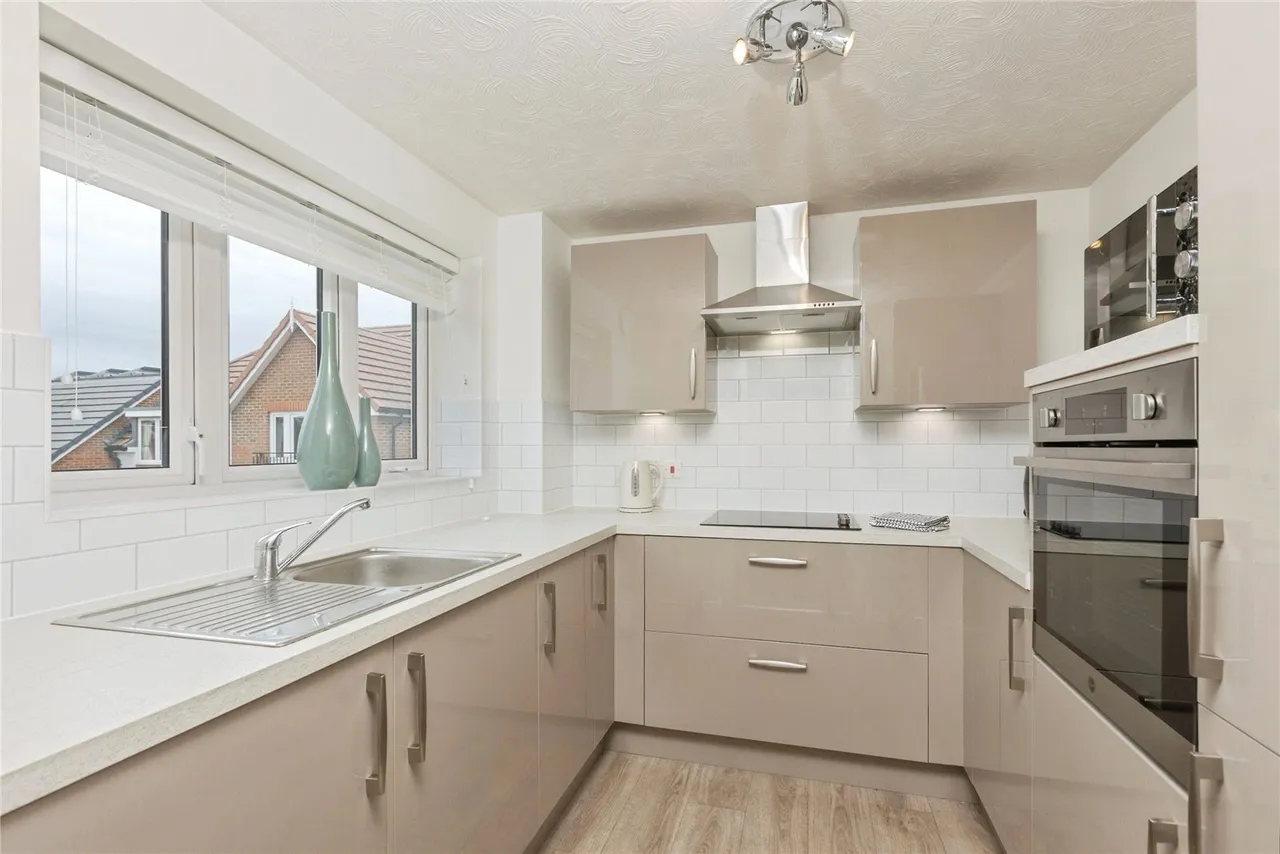 Birchwood Park Avenue, Swanley, BR8, photo 4