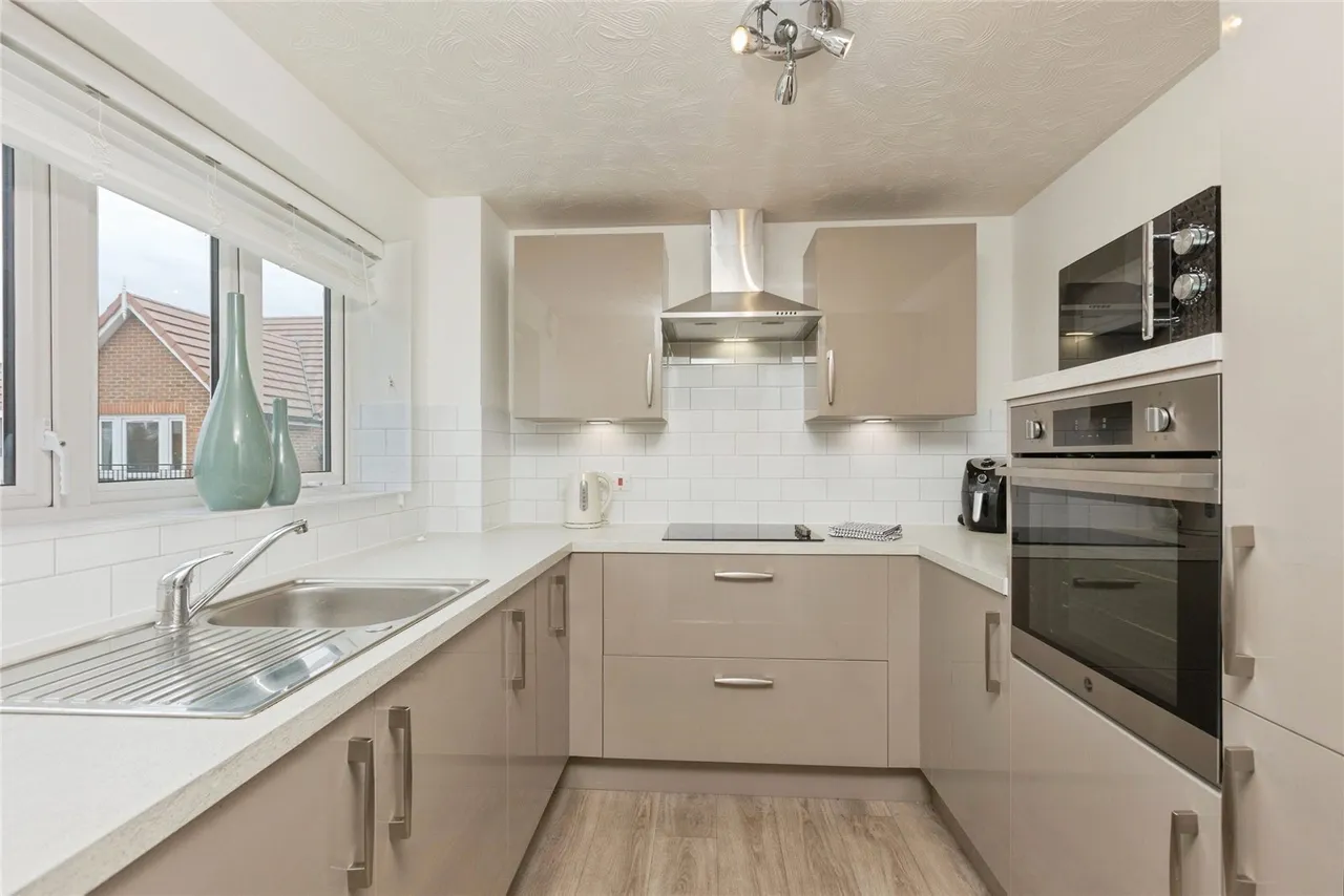 Birchwood Park Avenue, Swanley, BR8, photo 16