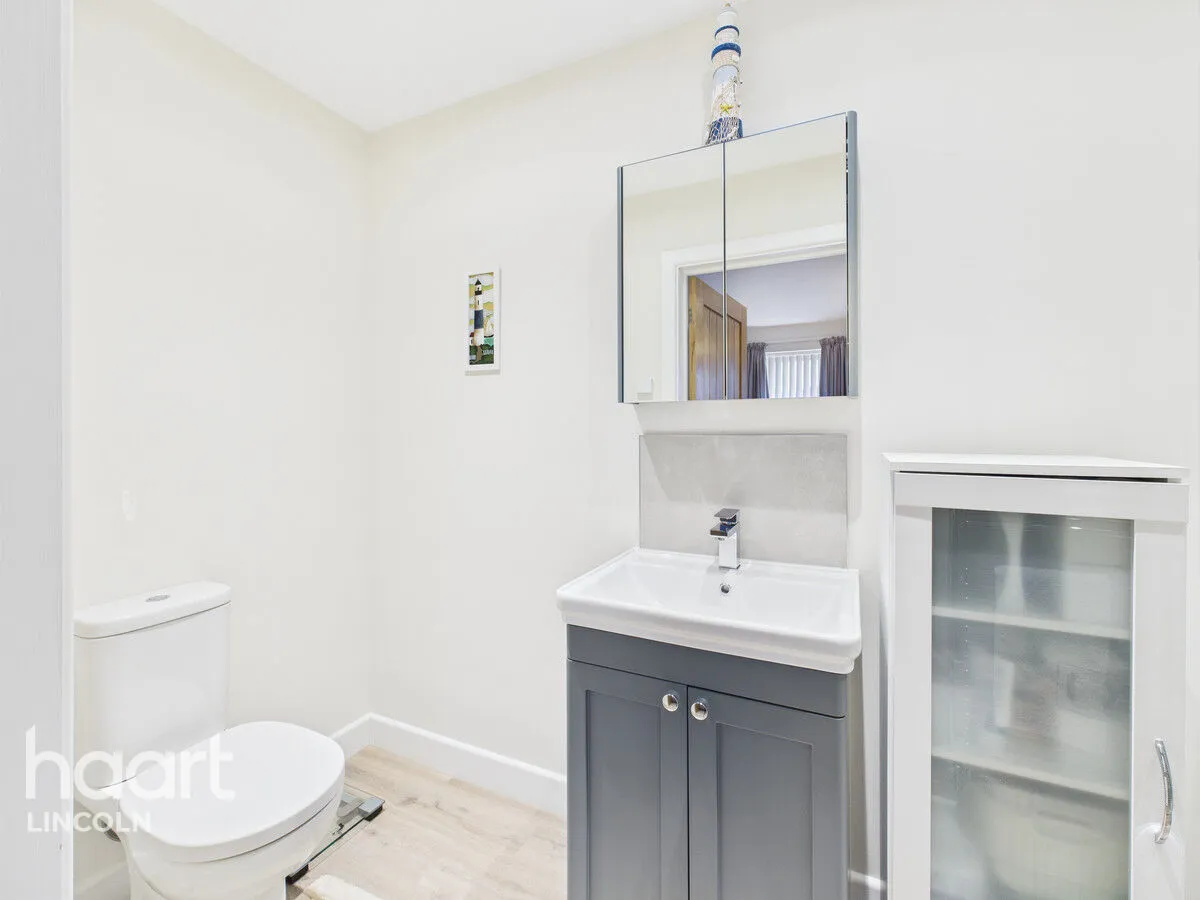 The Hawthorns, Cranwell, NG34, photo 10