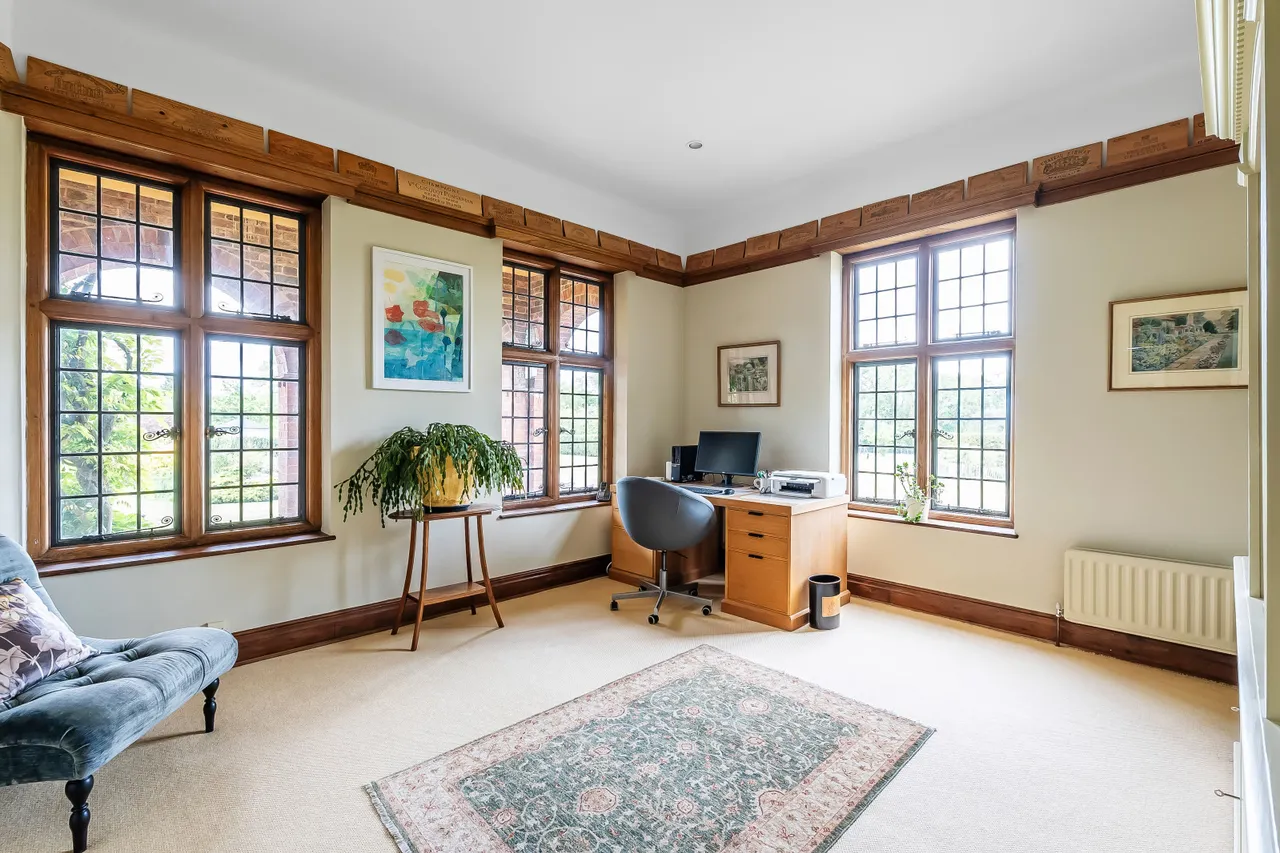 Faygate Lane, South Godstone, RH9, photo 7