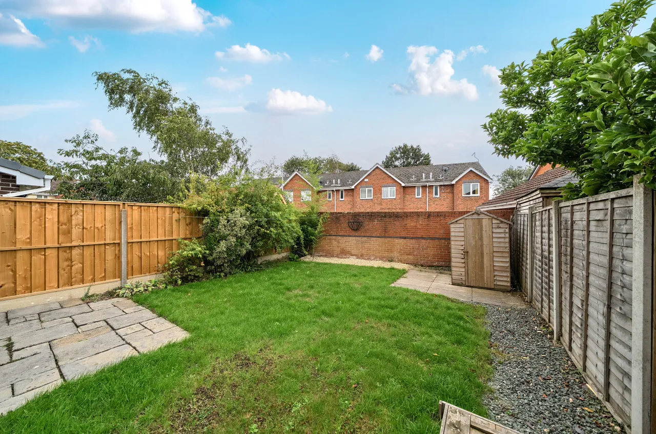 Inglefield Close, Beverley, HU17, photo 11
