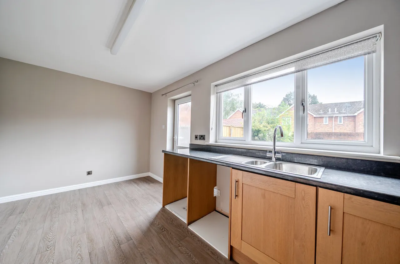 Inglefield Close, Beverley, HU17, photo 5