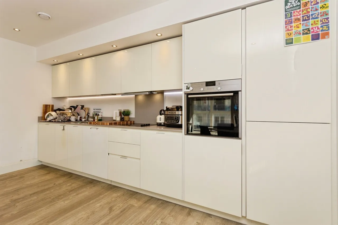 Lyon Road, Harrow, HA1, photo 8