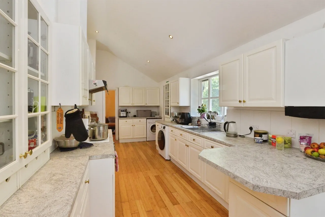 Beaumaris Grove, Shenley Church End, MILTON KEYNES, photo 9