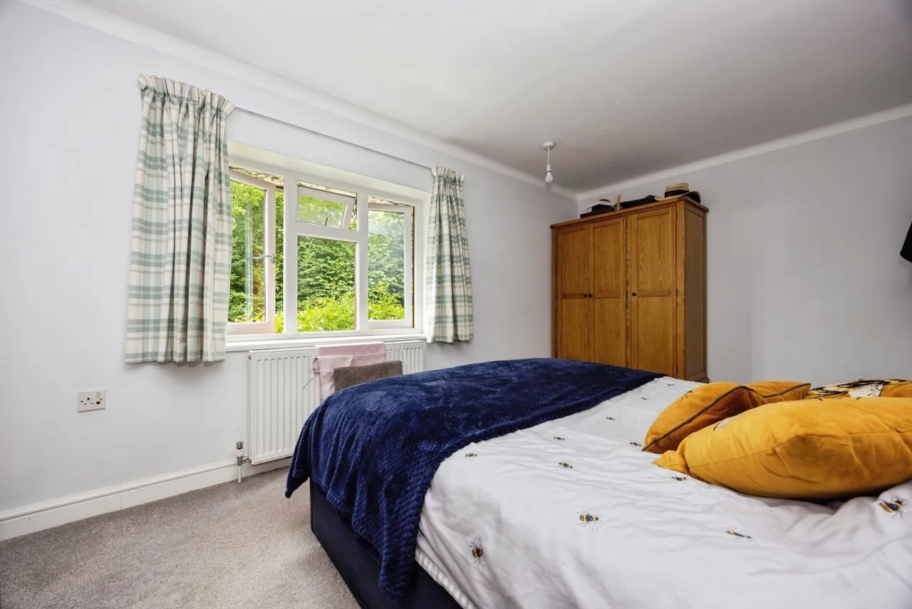 Church Road, Milford, GU8, photo 8
