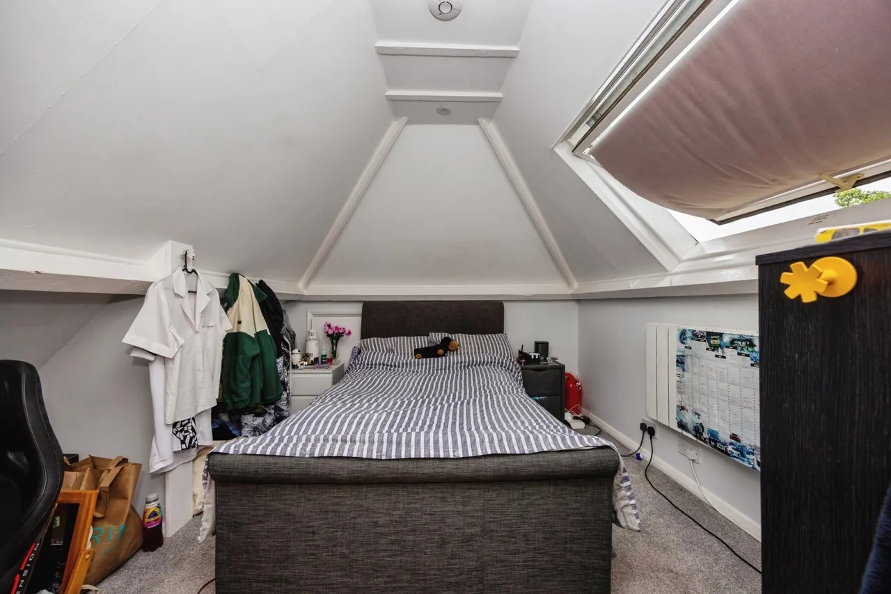 Church Road, Milford, GU8, photo 9