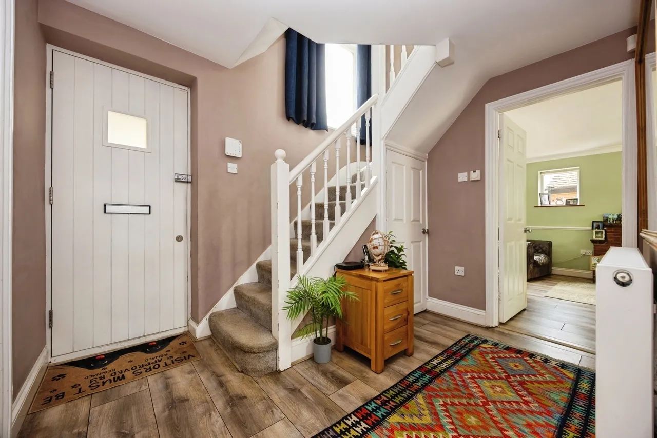 Church Road, Milford, GU8, photo 12
