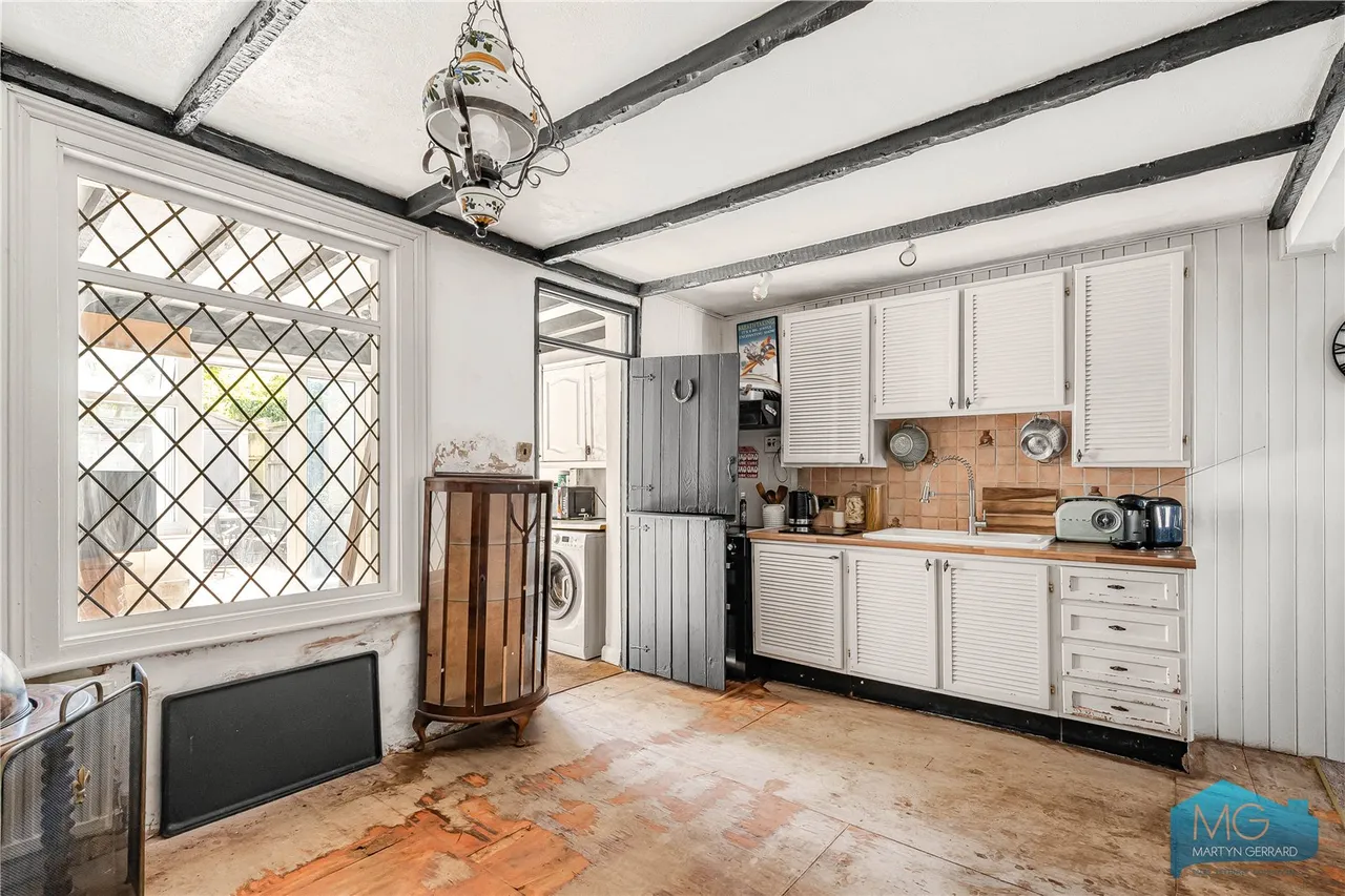 Brackenbury Road, London, N2, photo 6