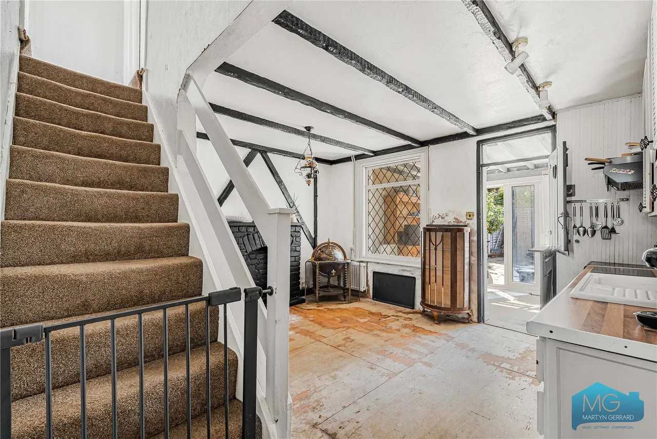 Brackenbury Road, London, N2, photo 9