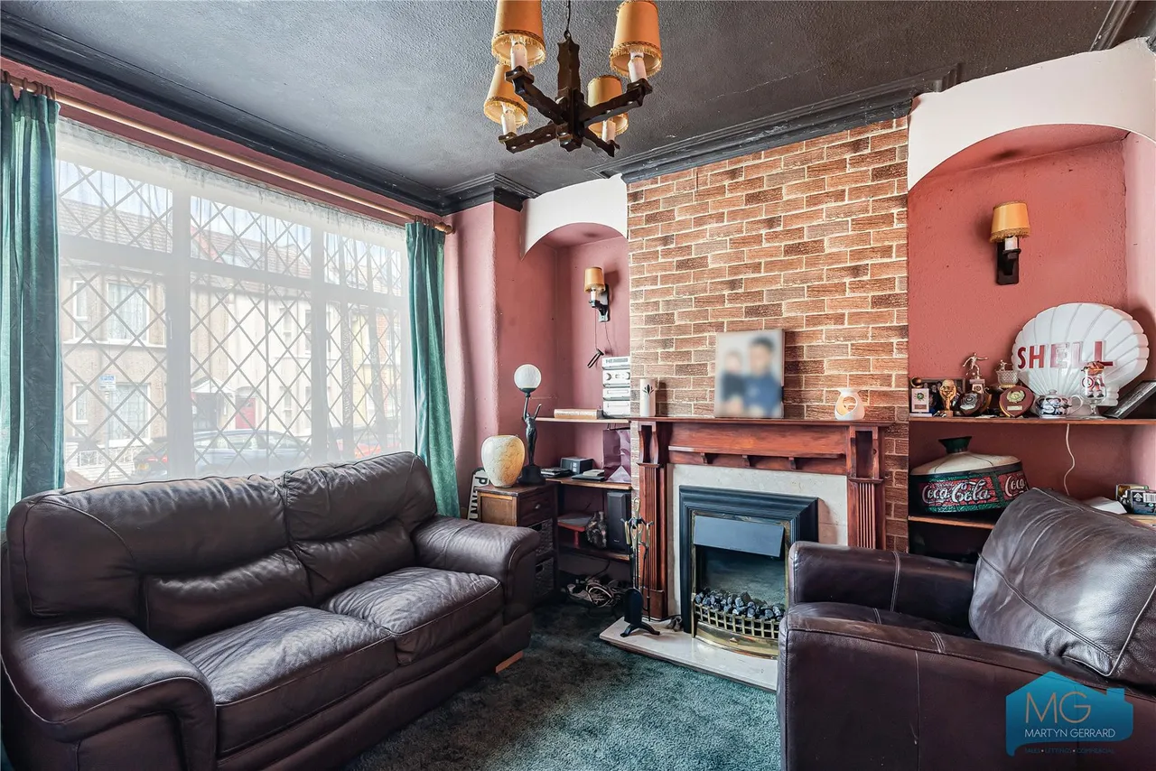 Brackenbury Road, London, N2, photo 10