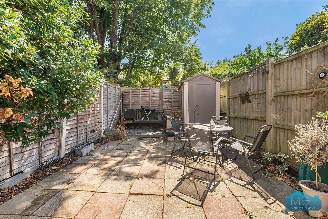 Brackenbury Road, London, N2, photo 5