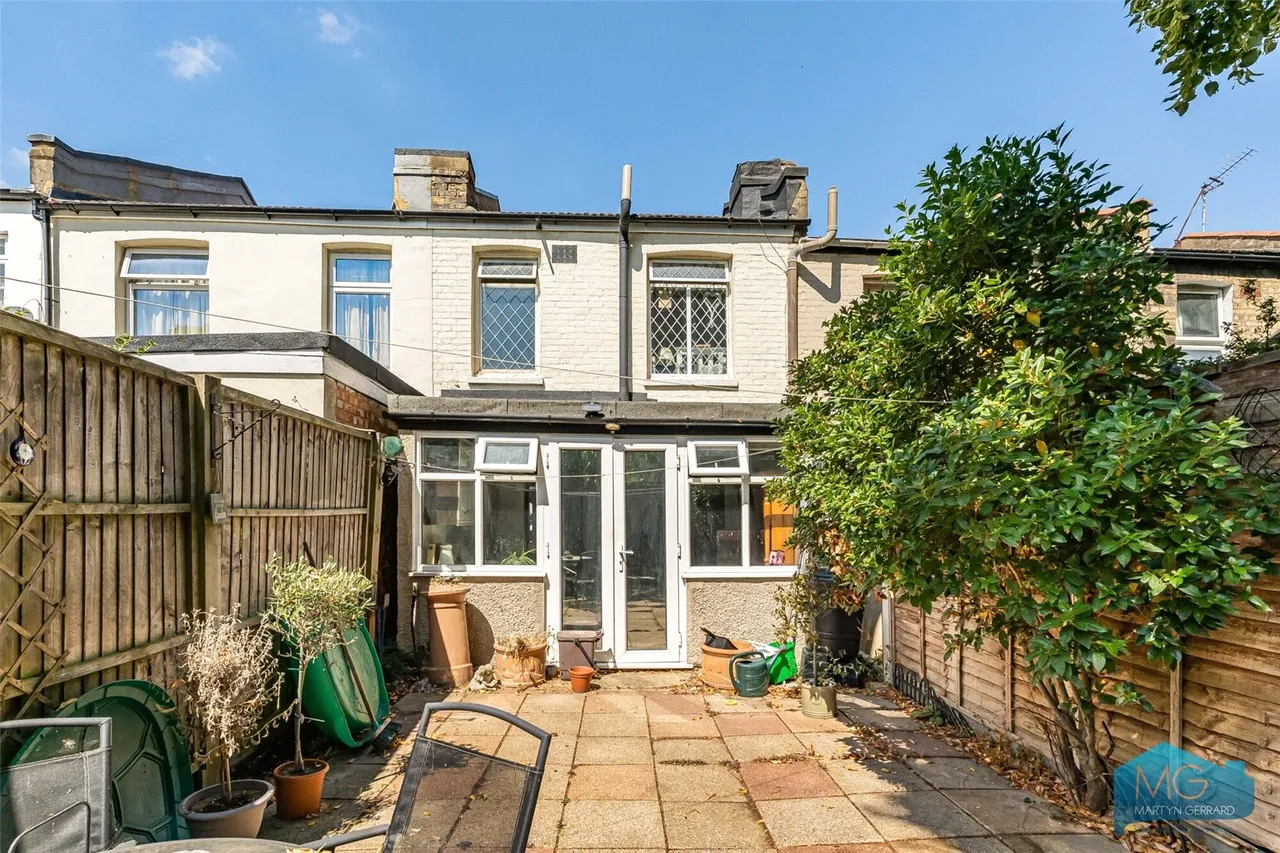 Brackenbury Road, London, N2, photo 16