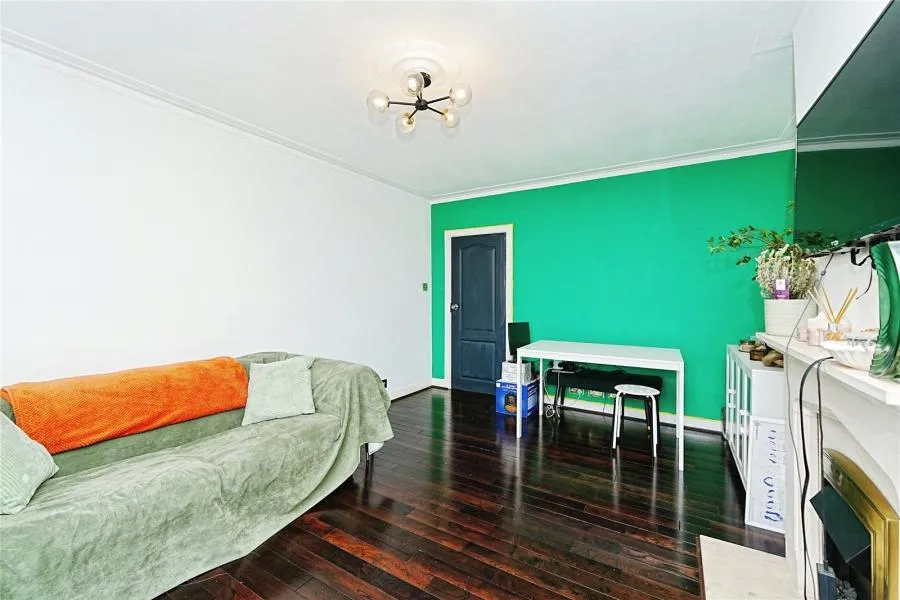 Beulah Hill, London, SE19, photo 11