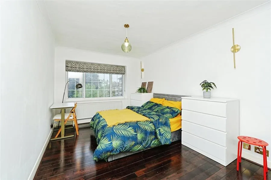 Beulah Hill, London, SE19, photo 2
