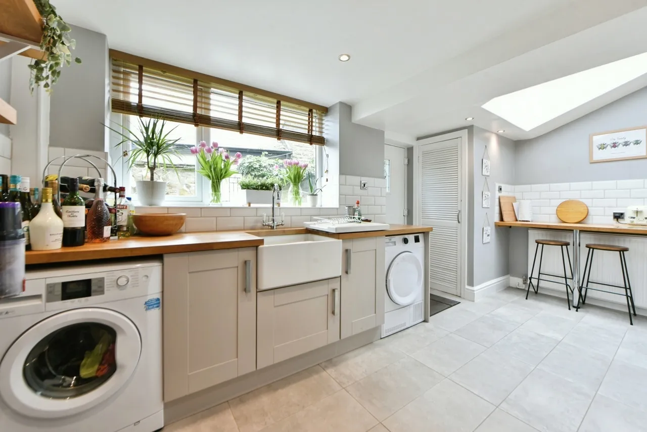 Upper Hibbert Lane, Marple, Stockport, SK6, photo 8
