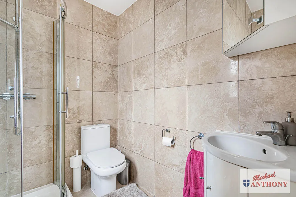 Fountaine Close, Great Linford, MK14, photo 8