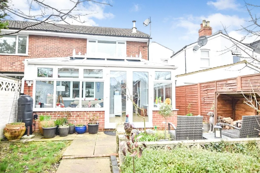Somerset Road, Farnborough, Hampshire, GU14 6DW, photo 20