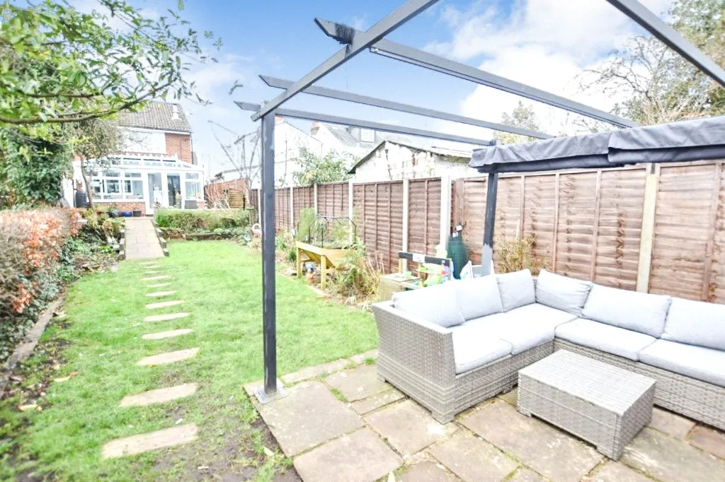 Somerset Road, Farnborough, Hampshire, GU14 6DW, photo 18