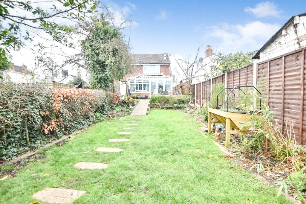 3 bed house for sale — Somerset Road, Farnborough, Hampshire, GU14 6DW