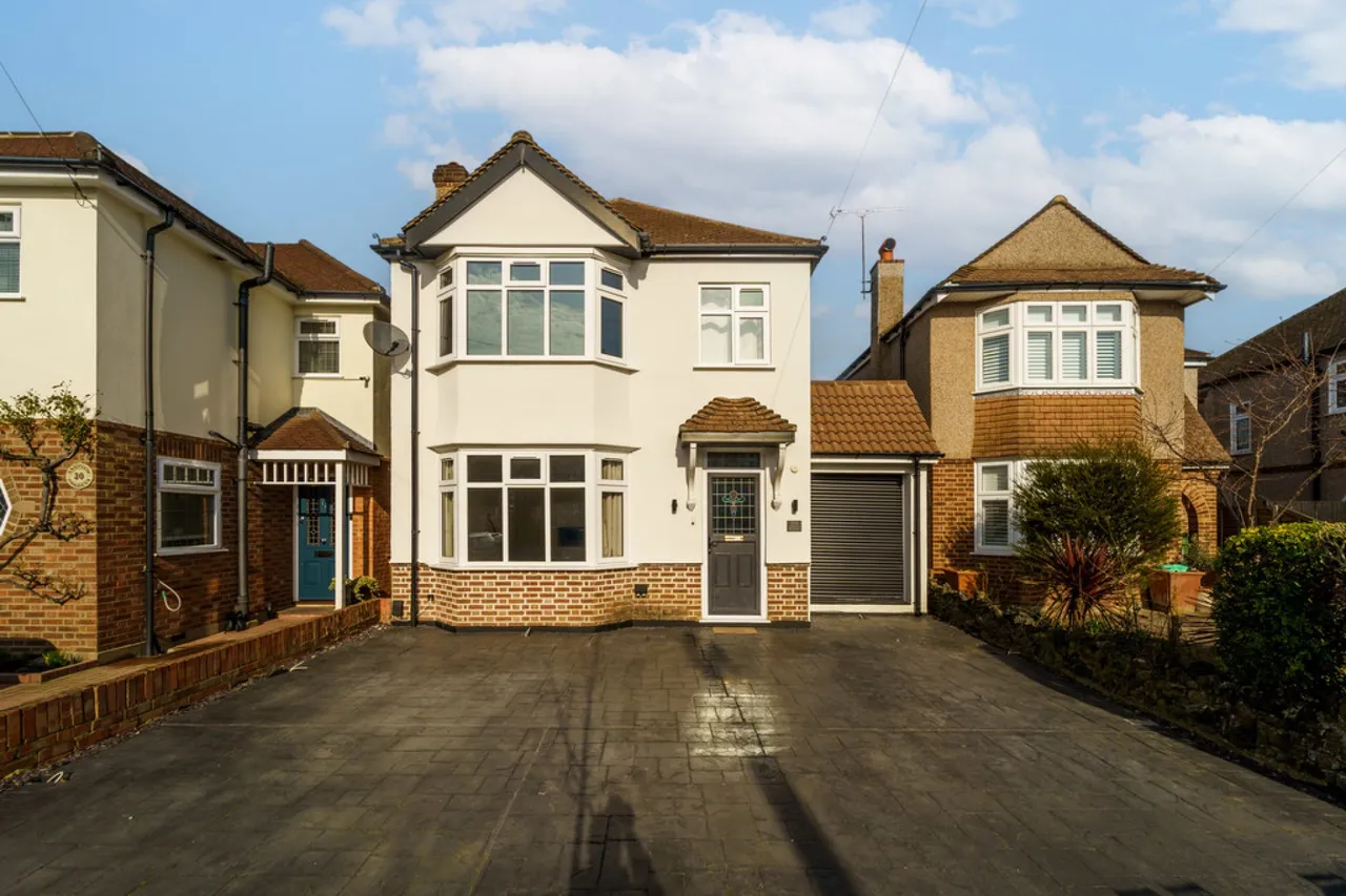 3 bed house for sale, Ashview Gardens, Ashford