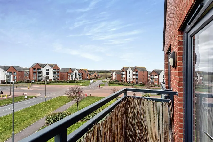 Vespasian Road, Fairfields, MK11, photo 4