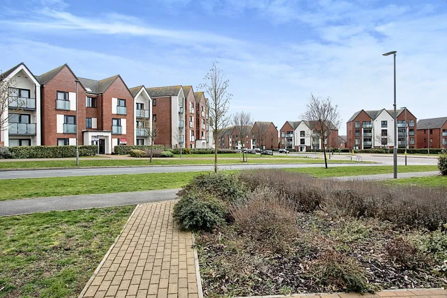 Vespasian Road, Fairfields, MK11, photo 10