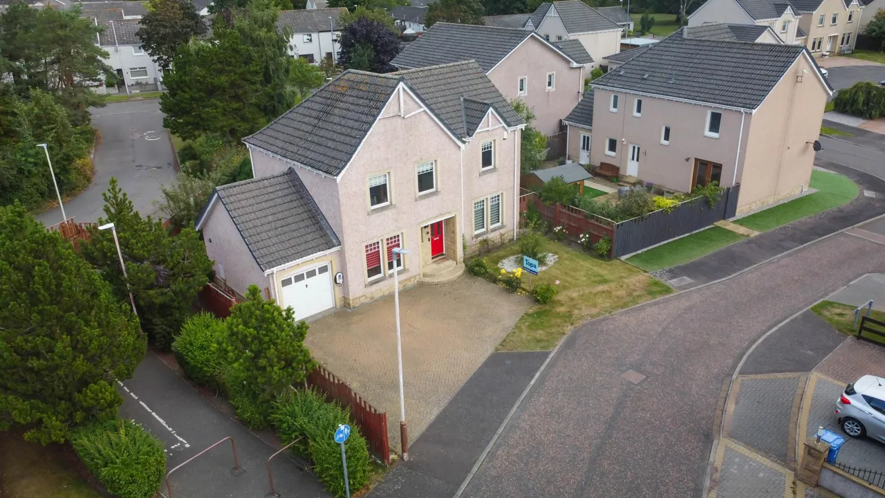 Lochside Crescent, Montrose, DD10, photo 4