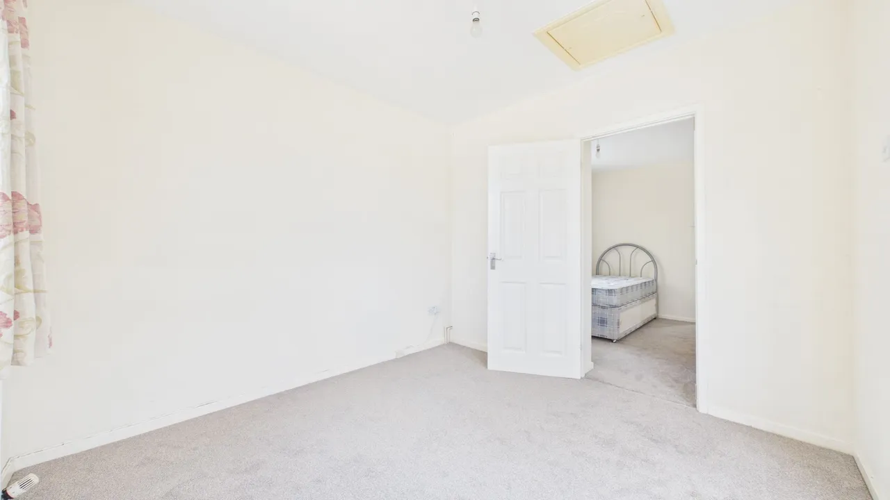 Godiva Crescent, Bourne, PE10, photo 17