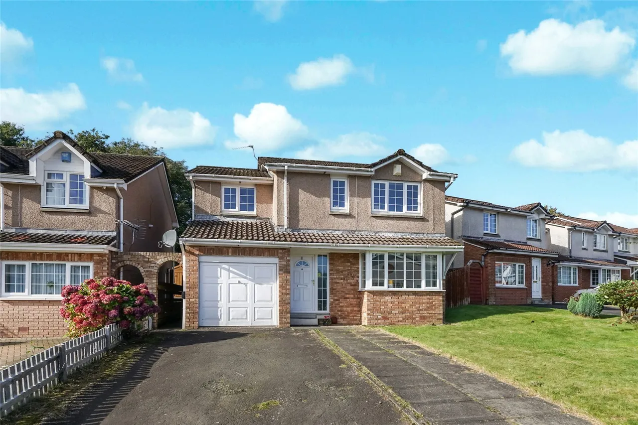 4 bed house for sale, Myreton Drive, Bannockburn, FK7