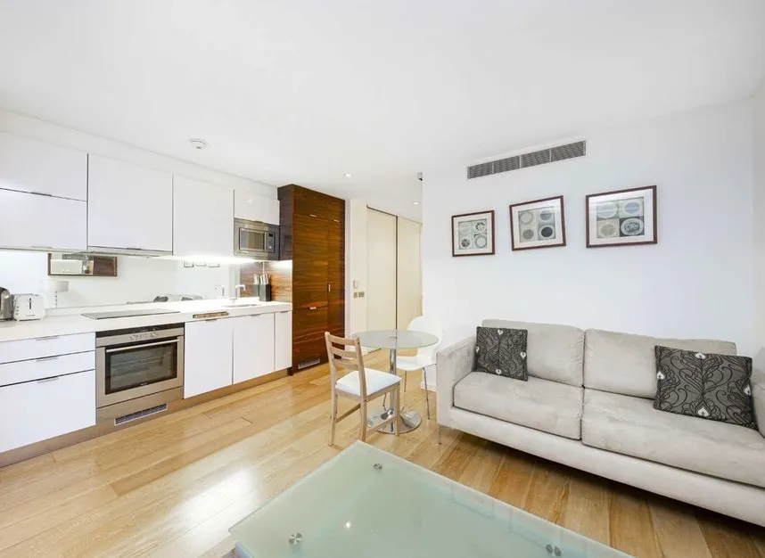 Fairmont Avenue, Canary Wharf, E14, photo 4