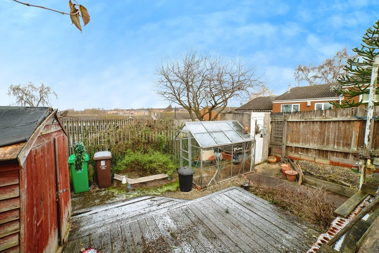 Bradwell Drive, NOTTINGHAM, Nottinghamshire, NG5, photo 14