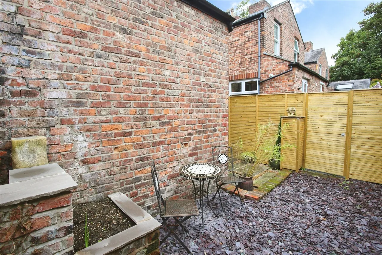 St Albans Avenue, Heaton Moor, SK4, photo 15