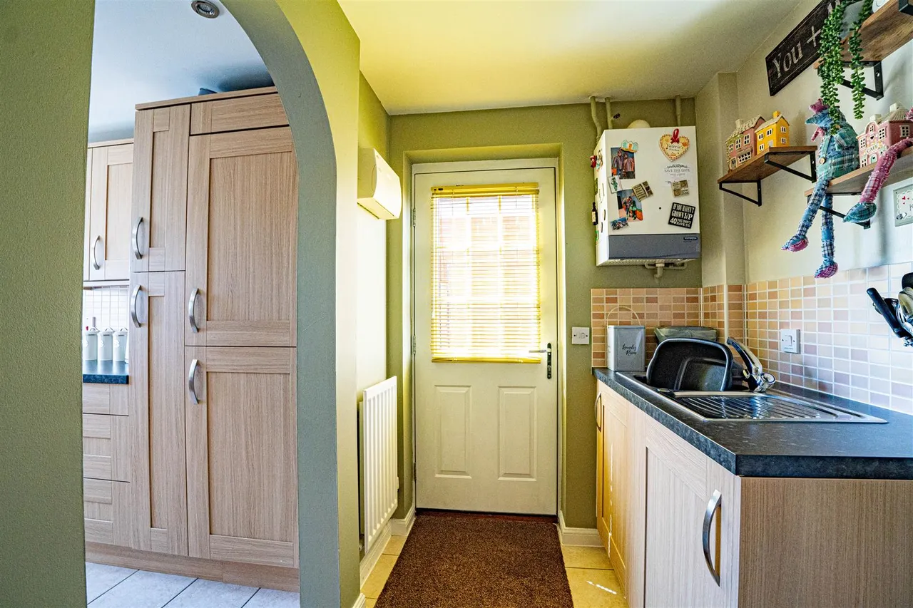 Celandine Drive, St. Leonards-On-Sea, photo 25