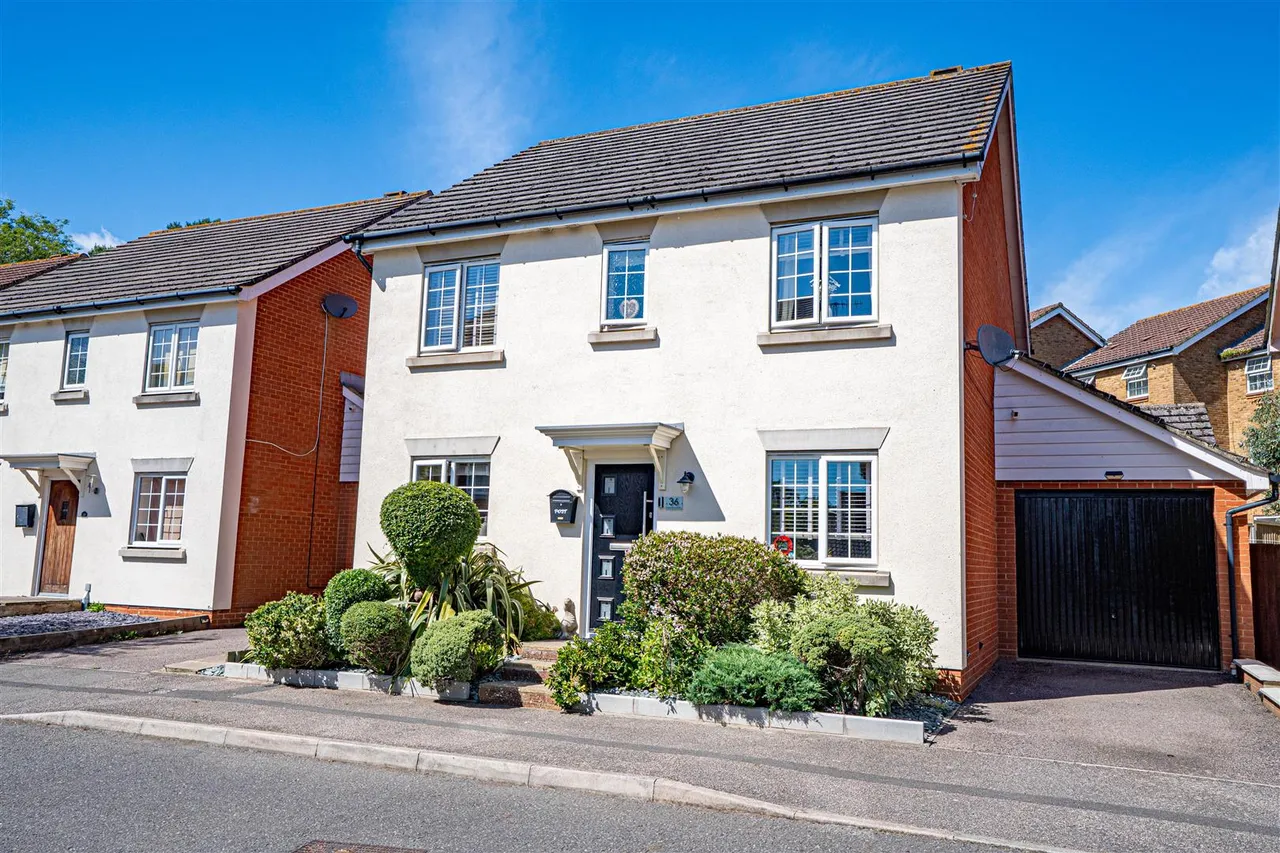 Celandine Drive, St. Leonards-On-Sea, photo 44