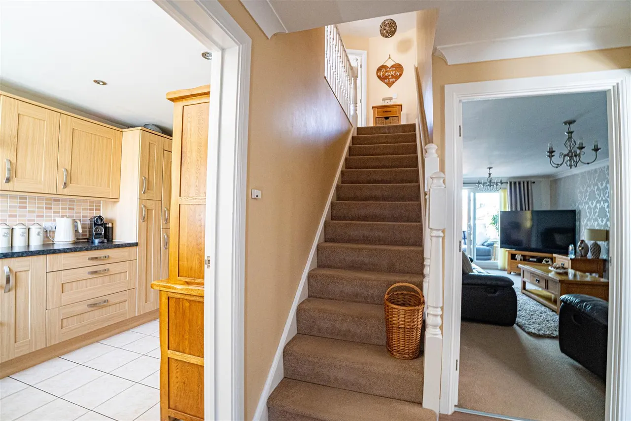 Celandine Drive, St. Leonards-On-Sea, photo 31