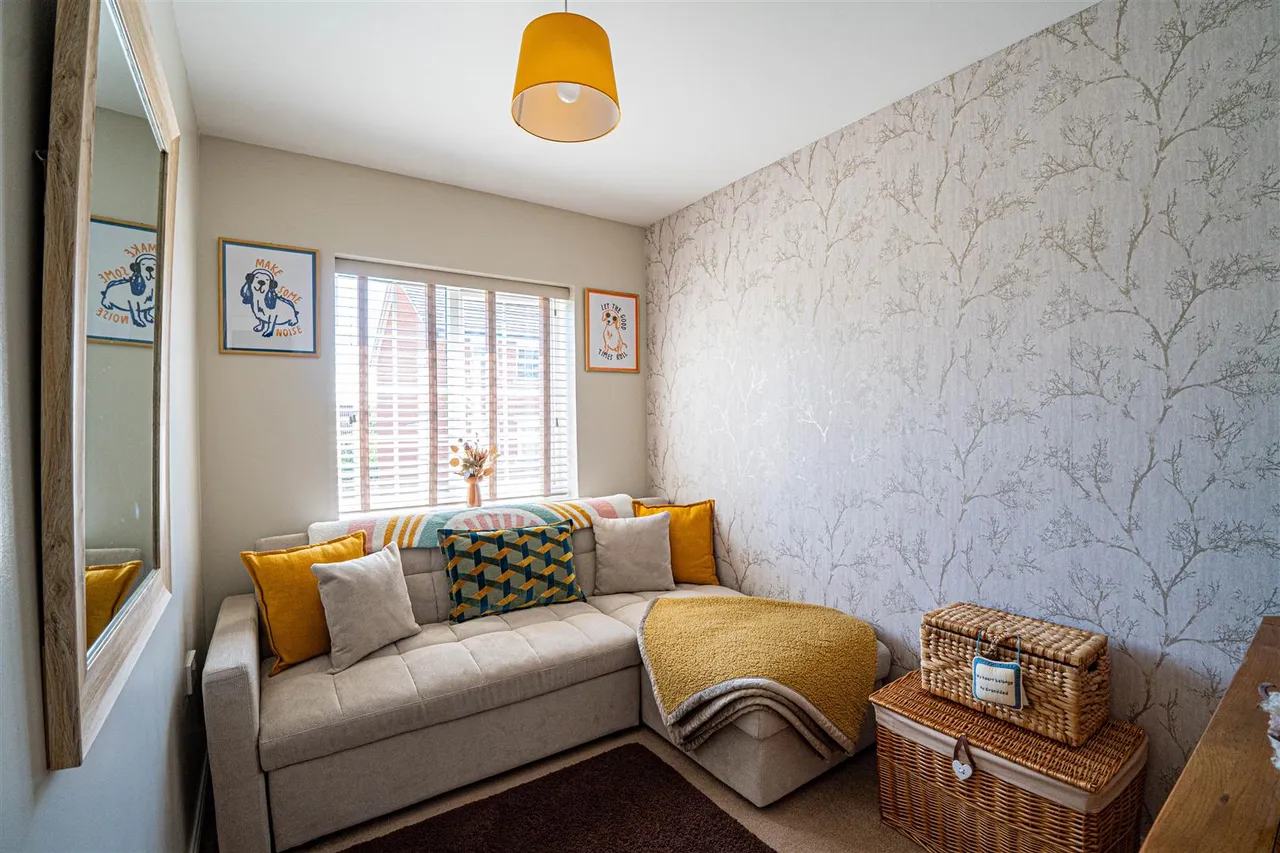 Celandine Drive, St. Leonards-On-Sea, photo 13