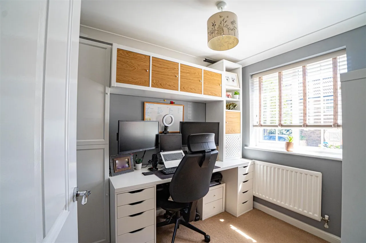 Celandine Drive, St. Leonards-On-Sea, photo 12