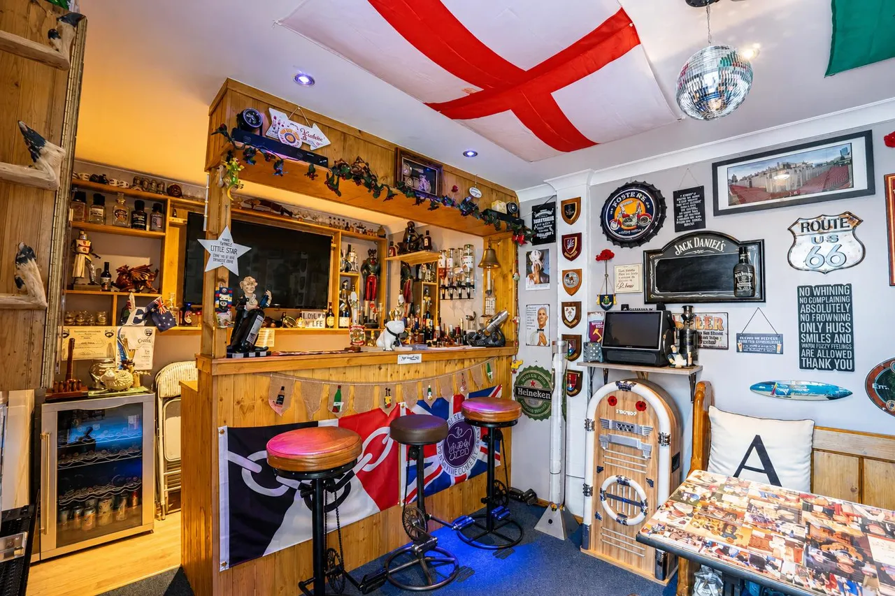 Celandine Drive, St. Leonards-On-Sea, photo 42