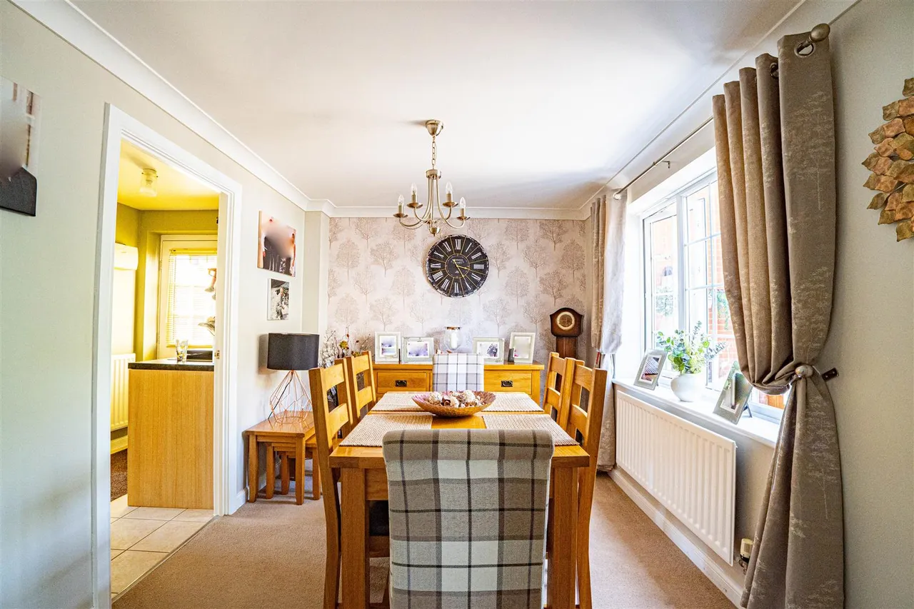 Celandine Drive, St. Leonards-On-Sea, photo 22
