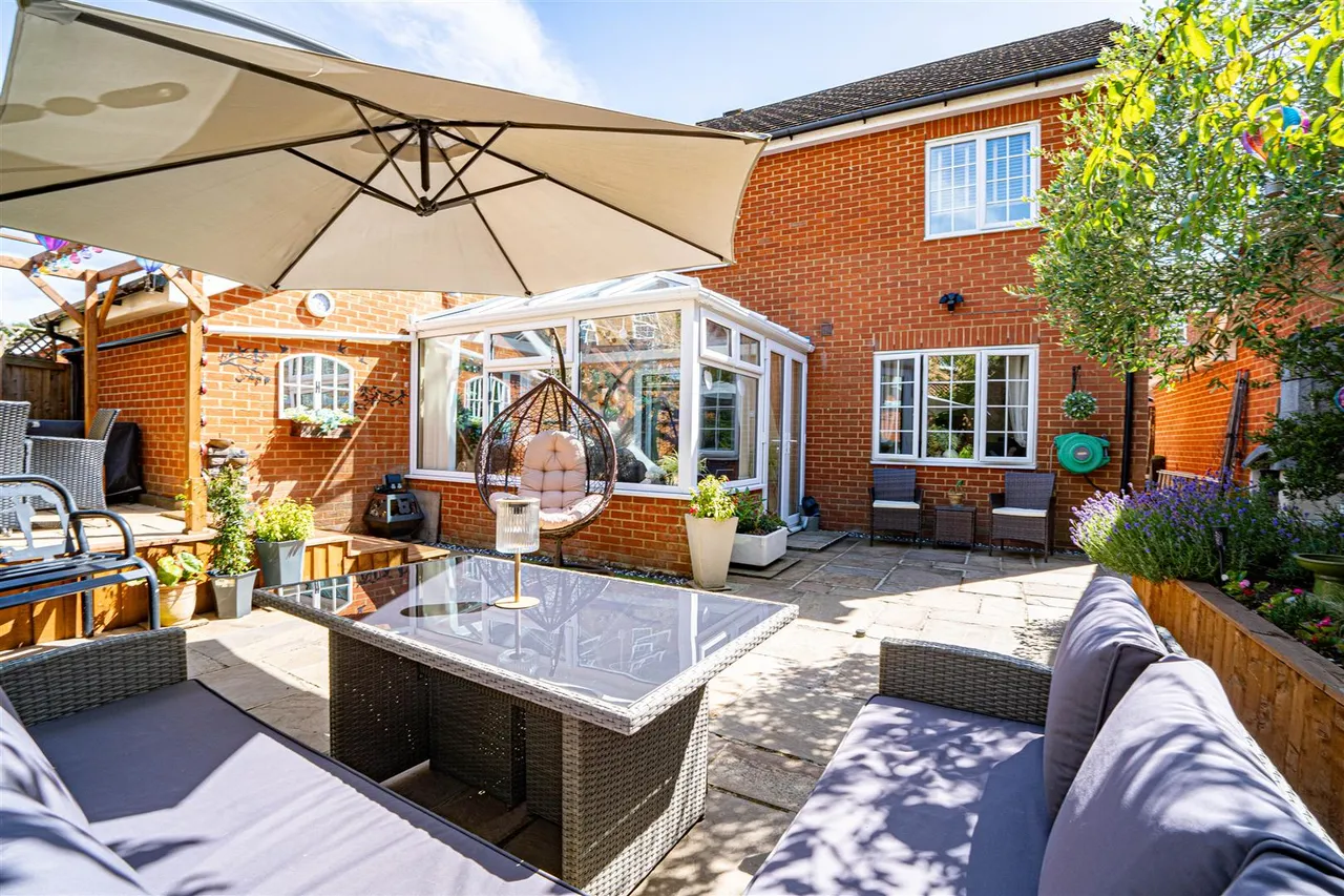 Celandine Drive, St. Leonards-On-Sea, photo 5
