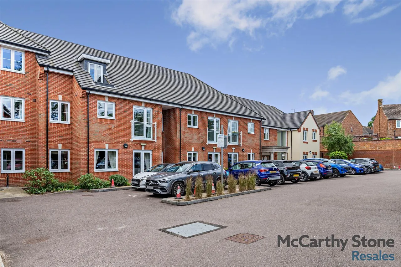 Old Park Road, Hitchin, SG5, photo 23
